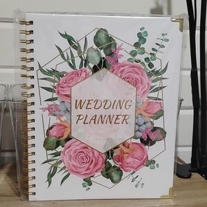 Floral Wedding Planner with Pink Roses